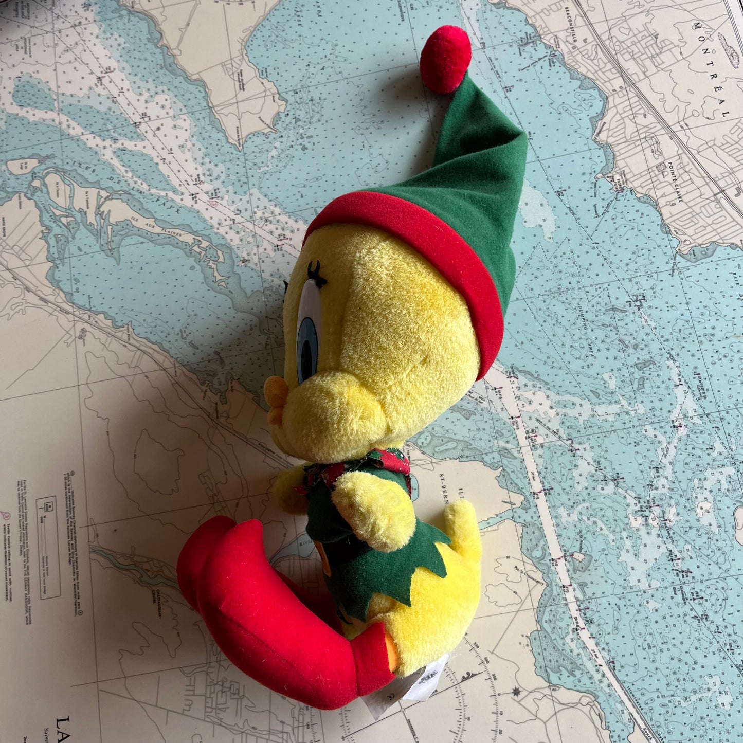 Vintage 1998 Tweety Bird Looney Tunes Elf Plush