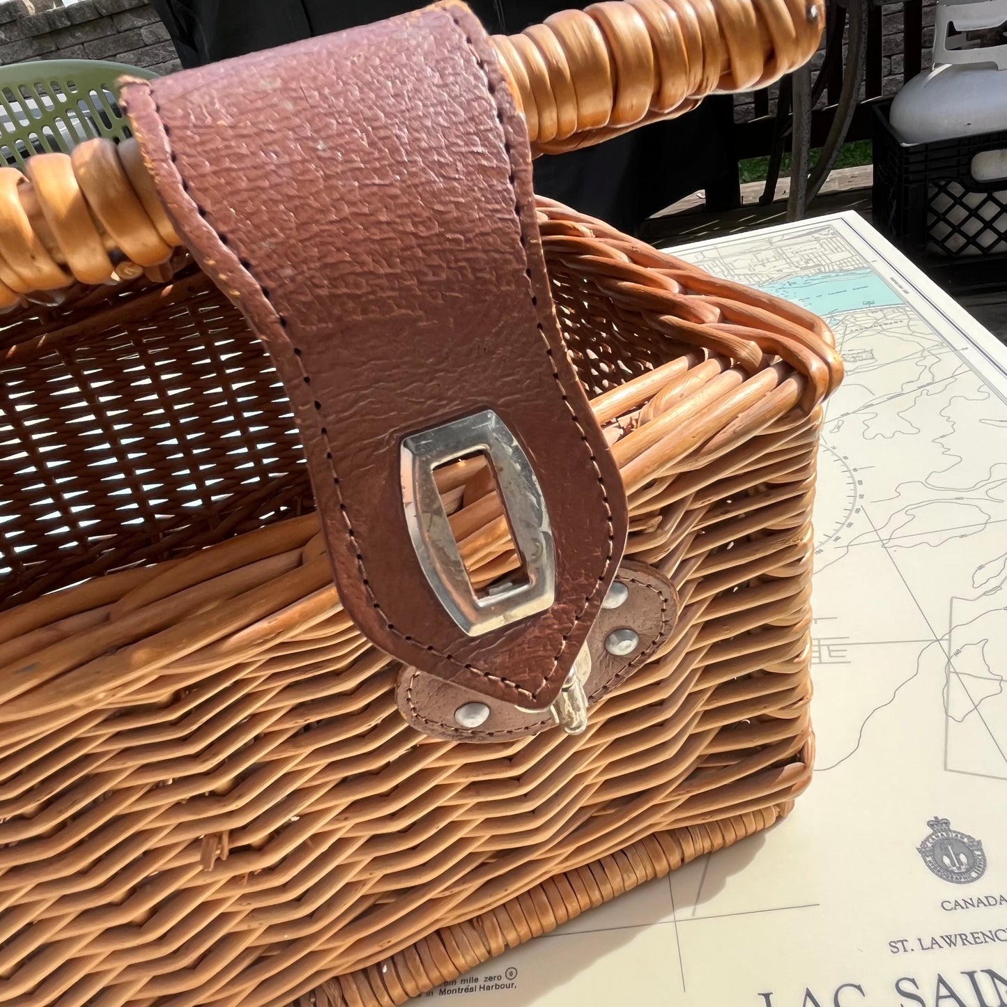 Vintage Wicker Picnic Basket With Hinged Lid