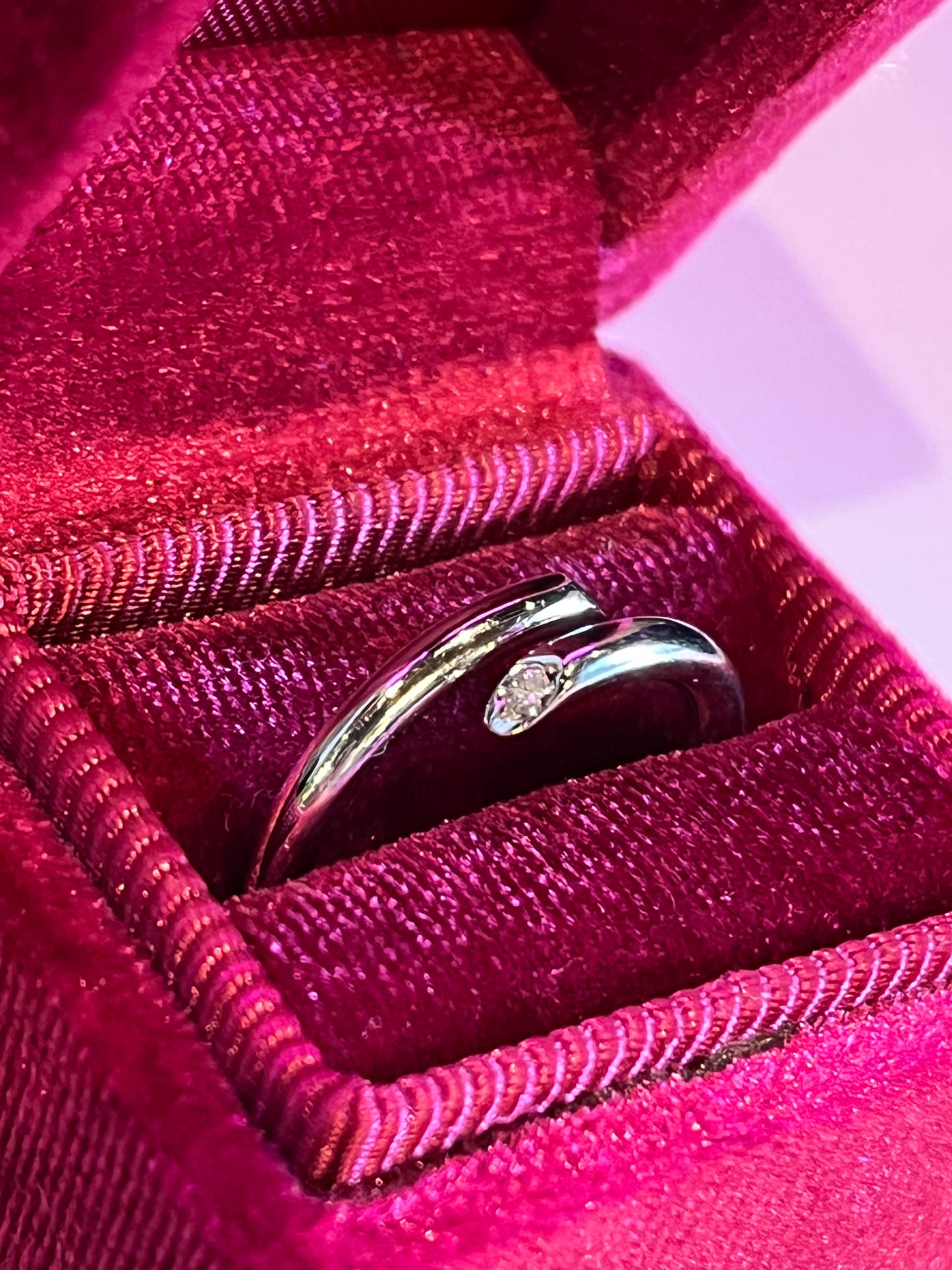 Vintage 10k White Gold Micro Diamond Promise Ring