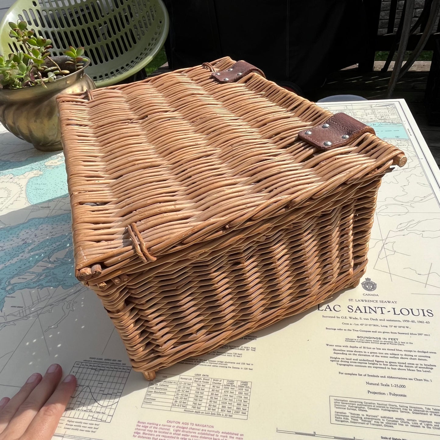 Vintage Wicker Picnic Basket With Hinged Lid