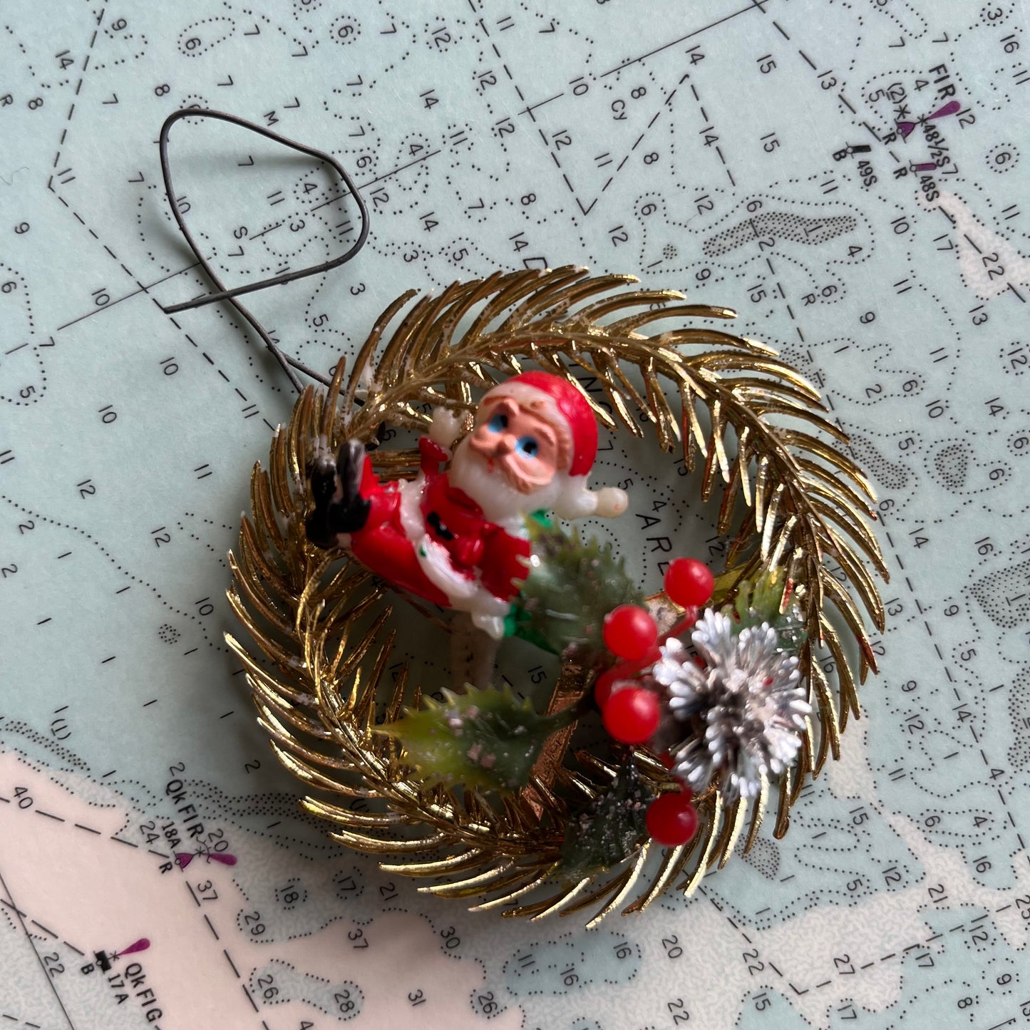 Vintage Mini Plastic Santa Wreath Christmas Ornament