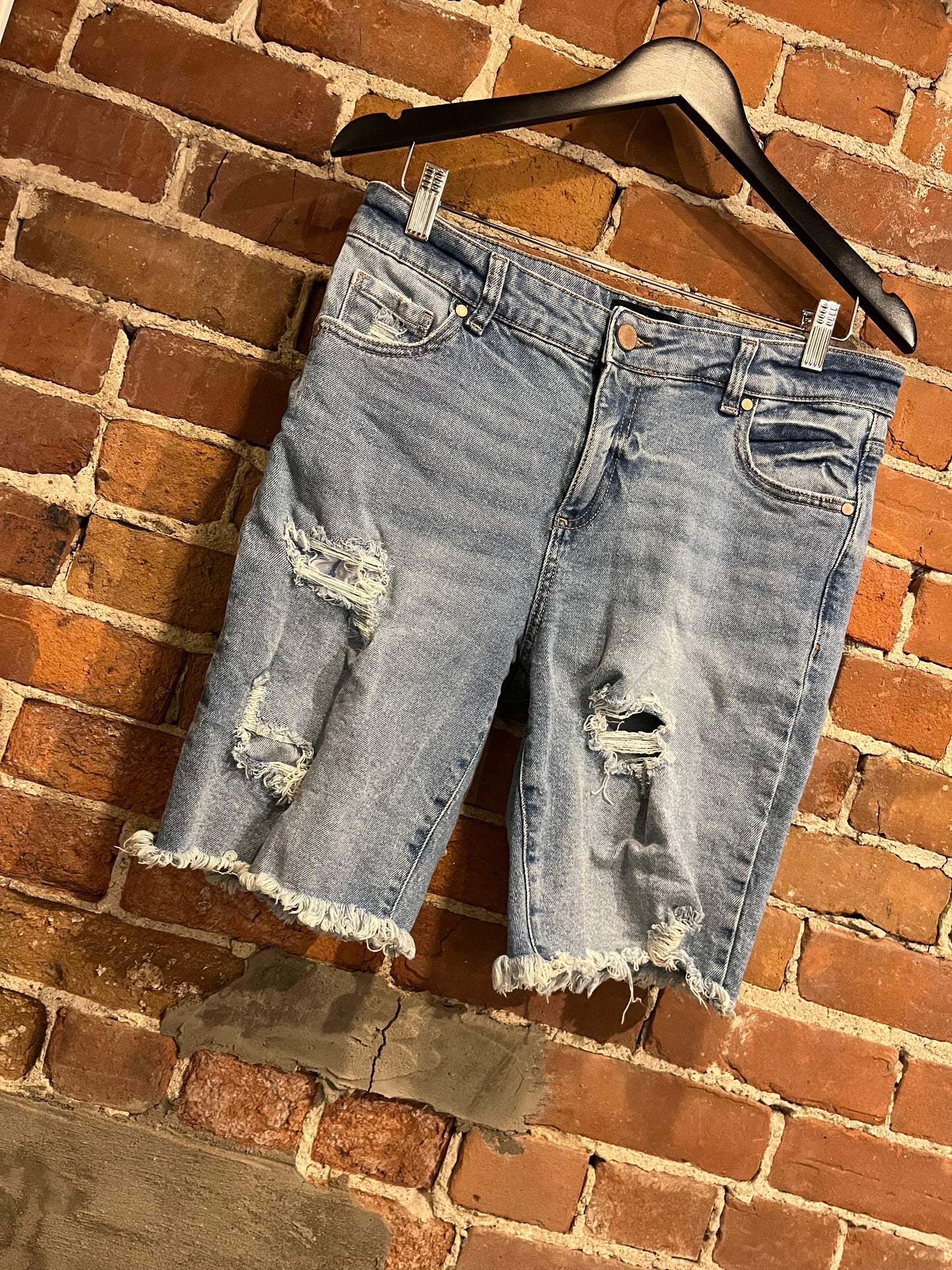 Distressed Jordache Cut Off Jean Shorts 6