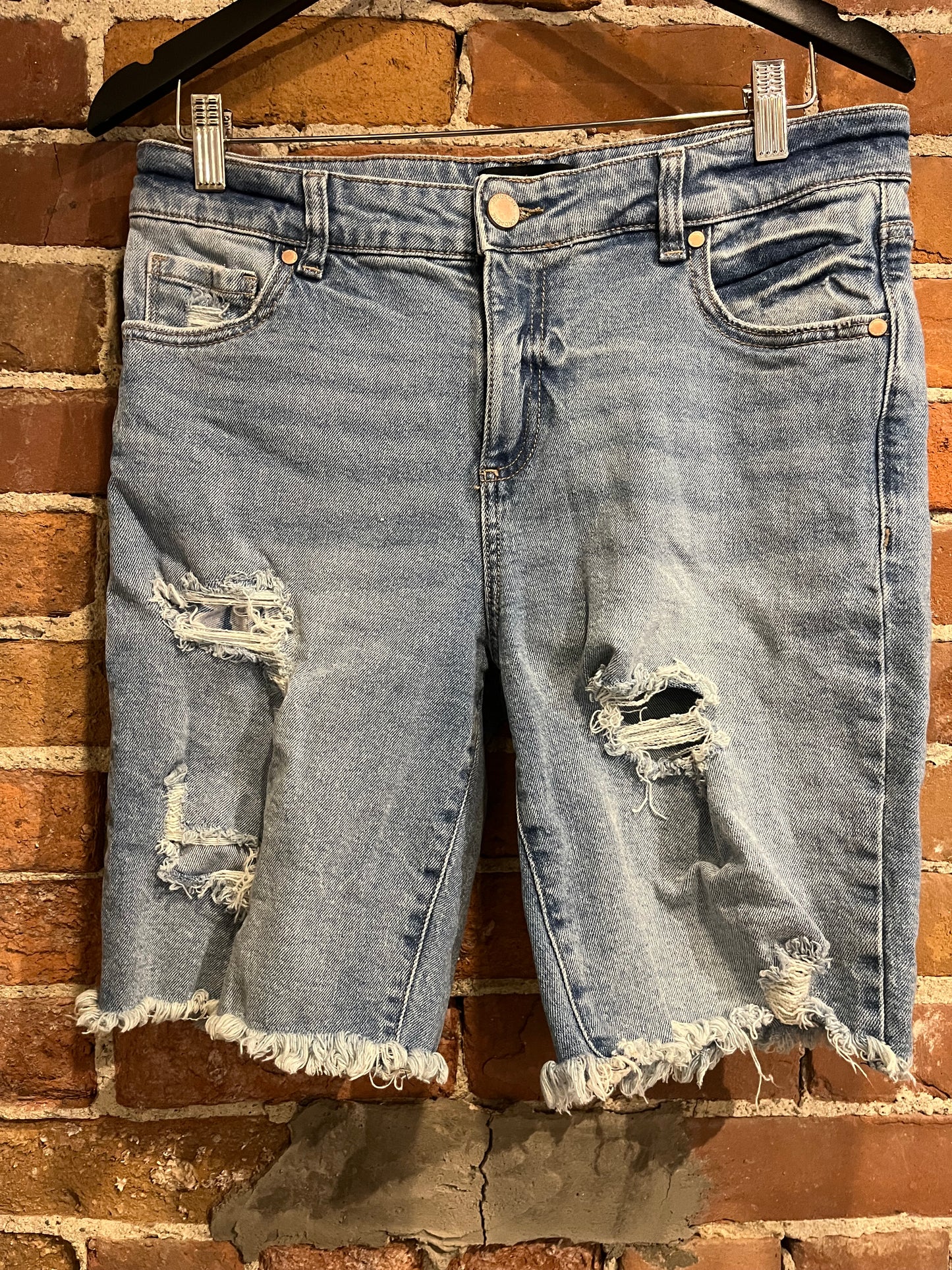 Distressed Jordache Cut Off Jean Shorts 6