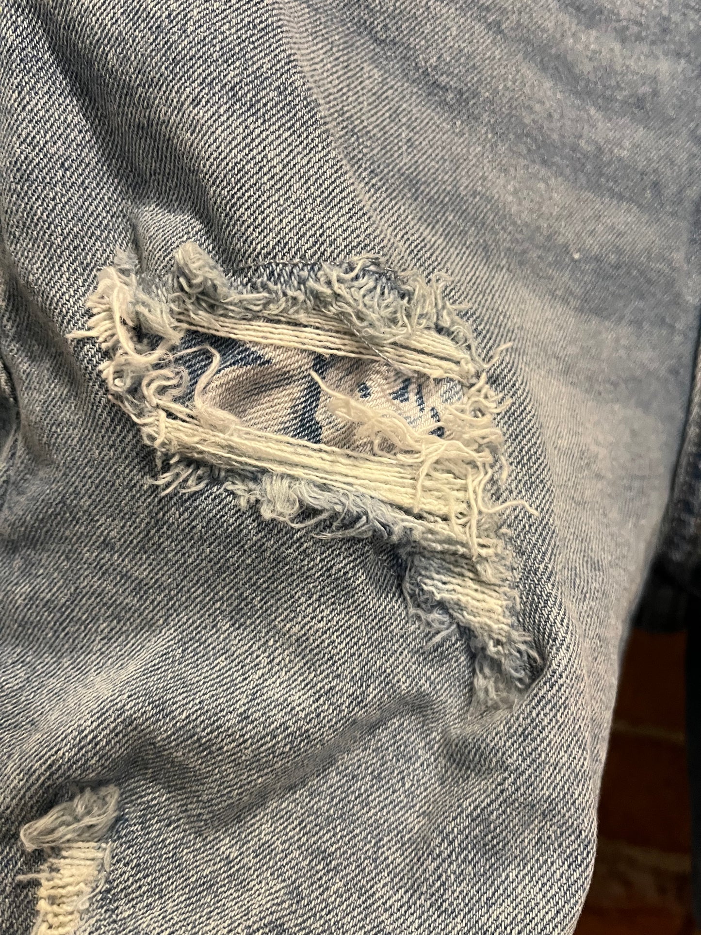 Distressed Jordache Cut Off Jean Shorts 6