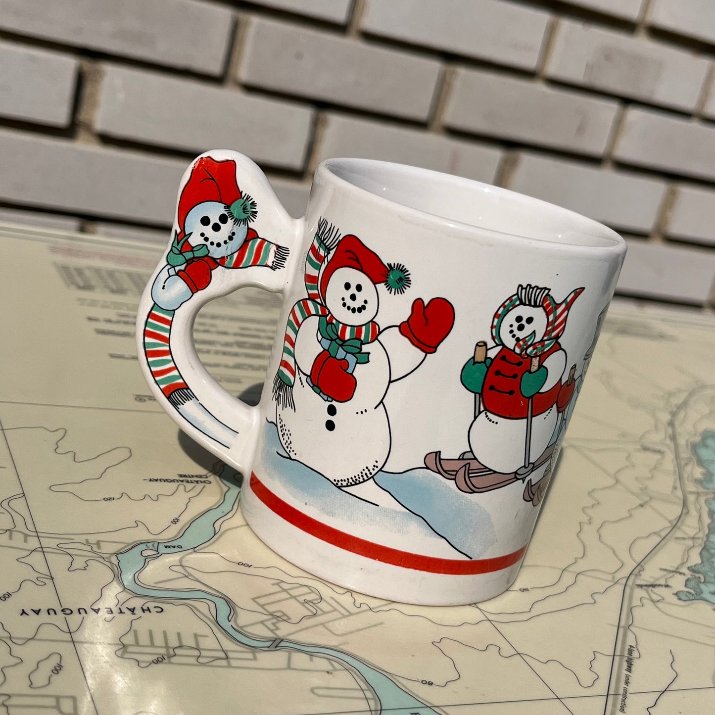 Vintage 90s Graphic Snowman Holiday Mug