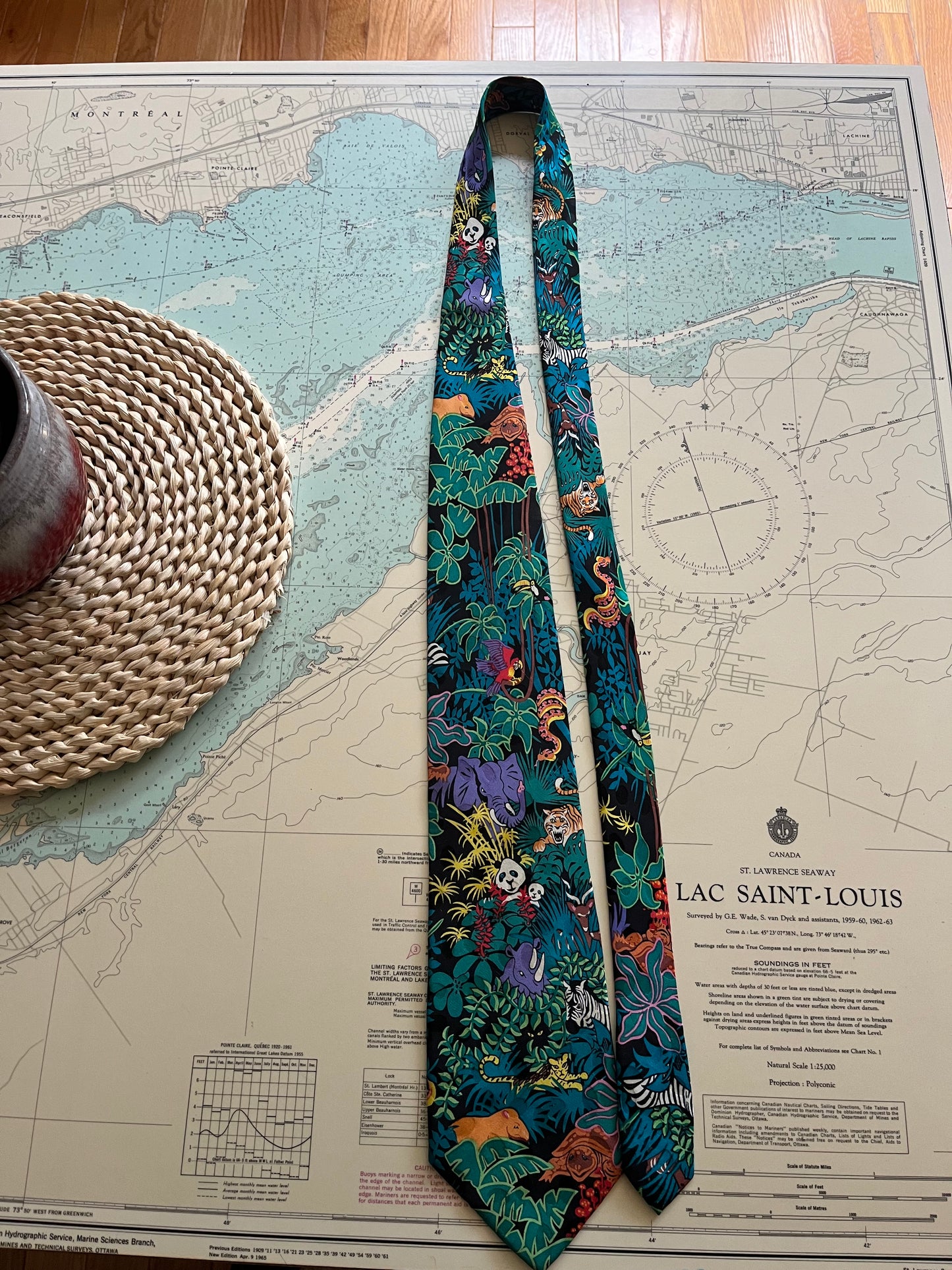 Vintage Addiktion Jungle Pattern Silk Tie