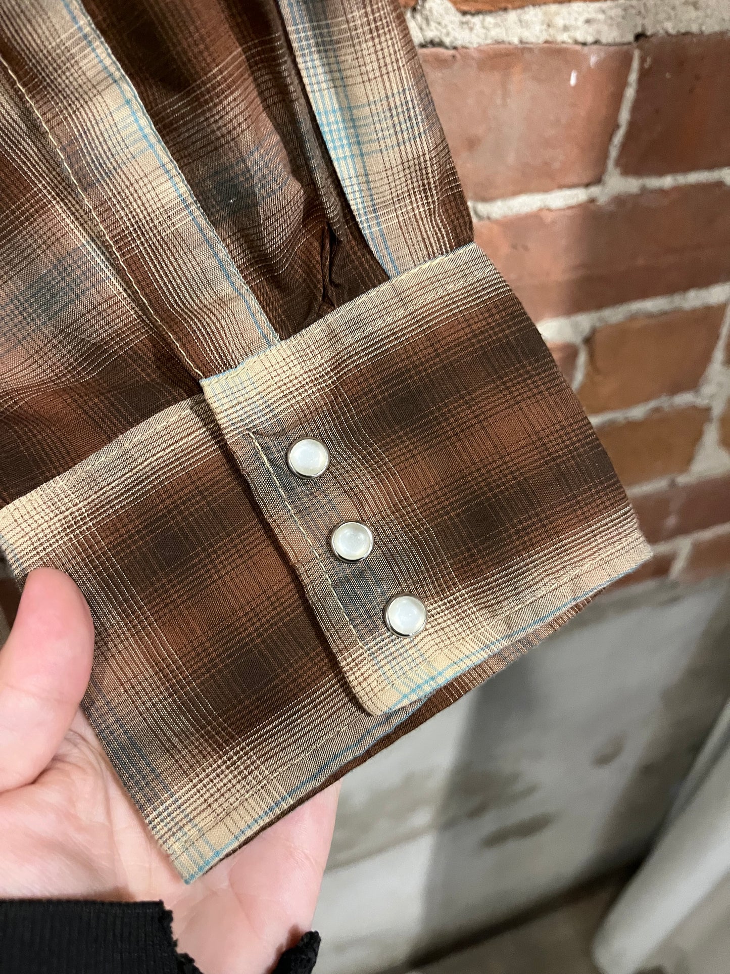 Wrangler Western Pearl Snap Button Up Long Sleeve Brown Plaid Shirt