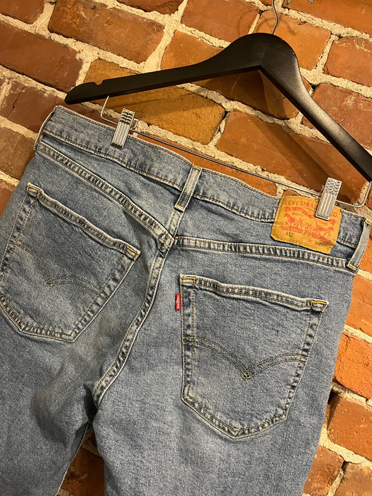 Levi's 412 Denim / Jean Shorts 34