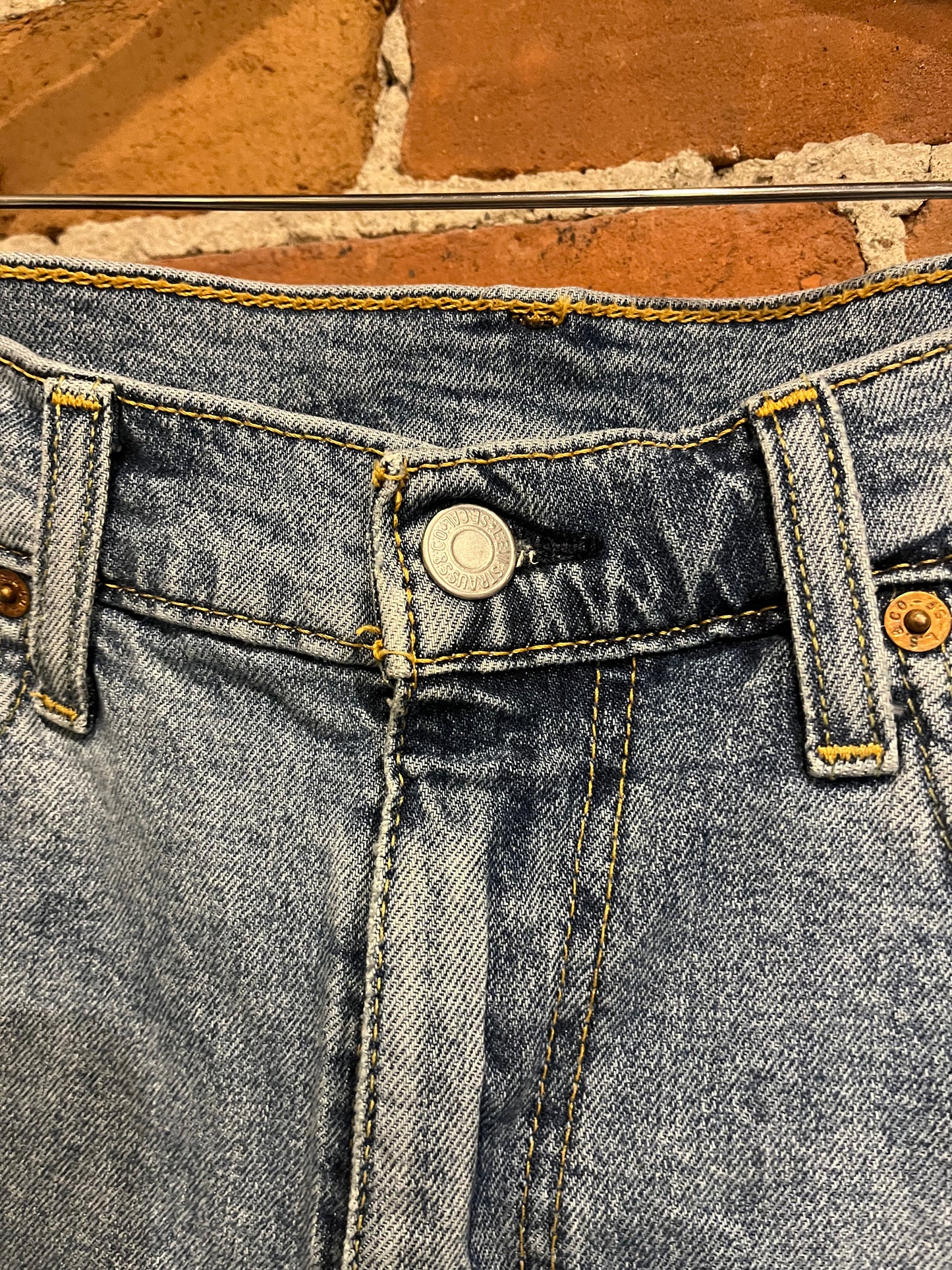 Levi's 412 Denim / Jean Shorts 34