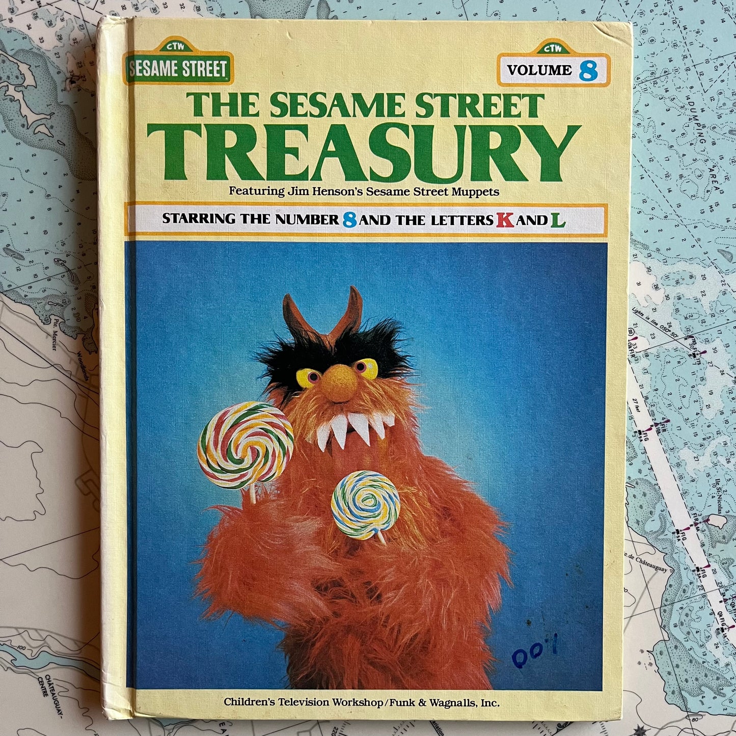 Vintage 1983 Sesame Street Treasury Volume 8