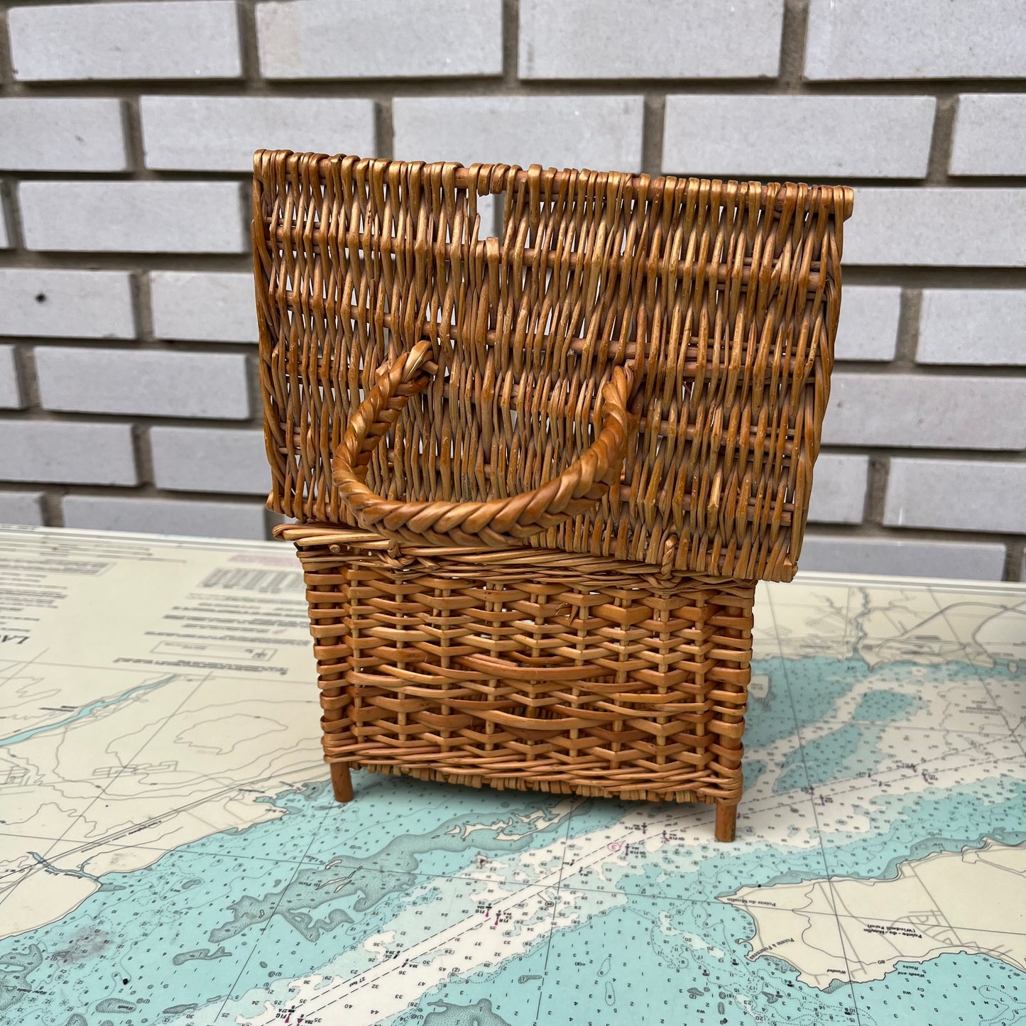 Vintage Mini Wicker Basket with Hinged Lid and Handle