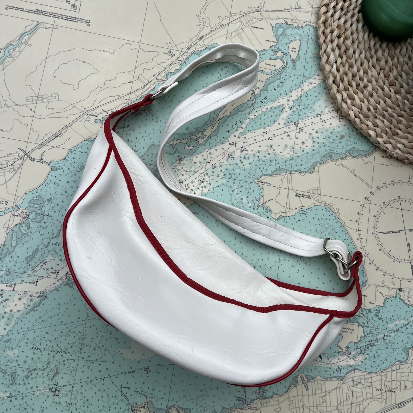 Vintage Air Canada Club SkiFari Vinyl Belt Bag UTL Holiday Tours