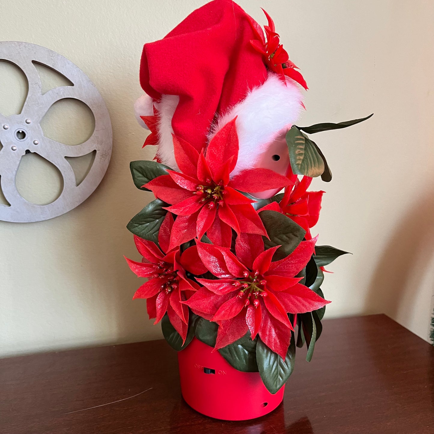 Vintage 90s Redd The Talking Motion Activated Poinsettia