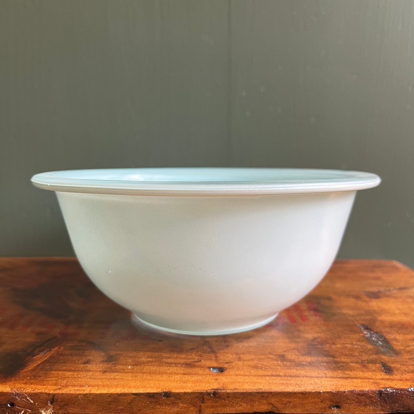 Vintage Pyrex Powder Blue Glass Bowl 322 1L