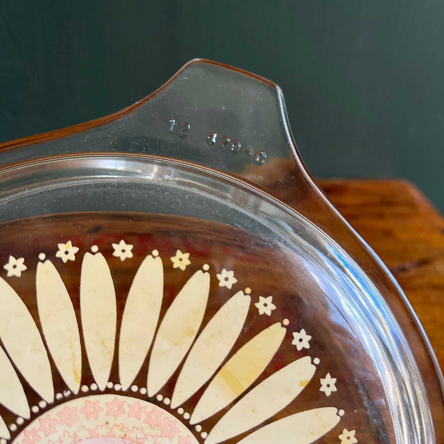 Vintage Pyrex Daisy Casserole Lid 470-C