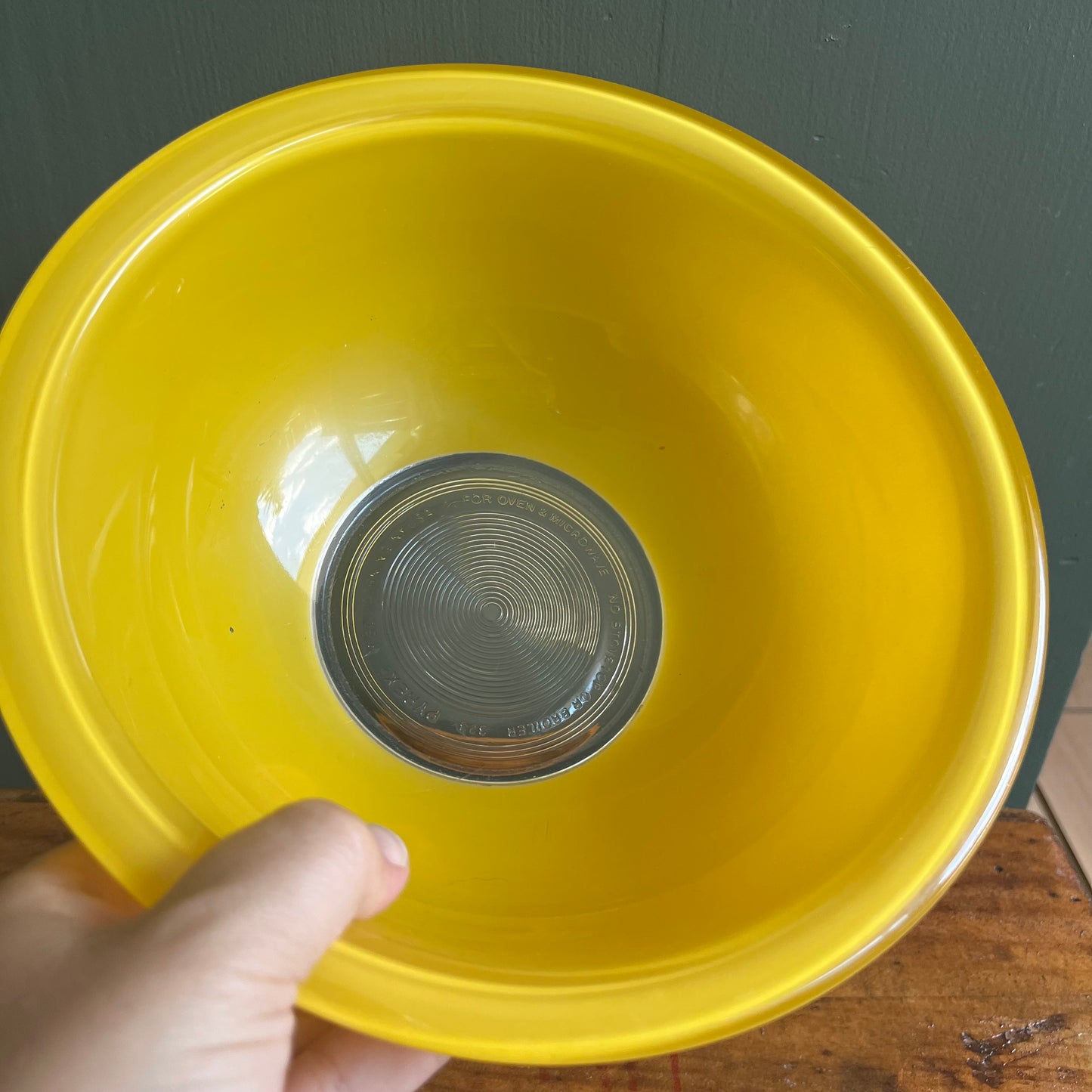Vintage Pyrex Red Yellow Blue Set of 3 Nesting Bowls