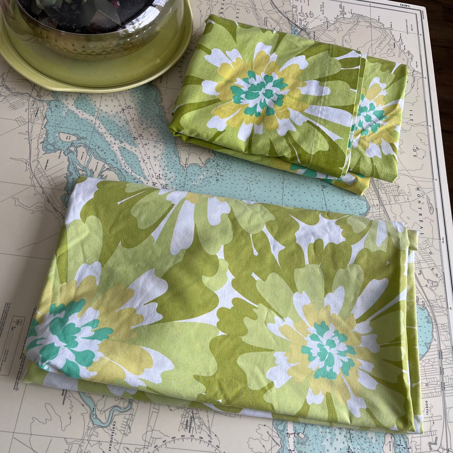 Vintage '60s Truprest Green Floral Twin & Fitted Sheet Set
