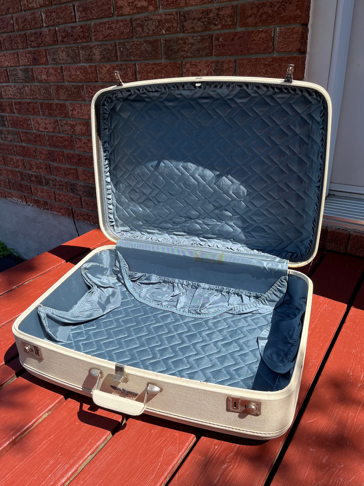 Vintage Cream Americana Suitcase