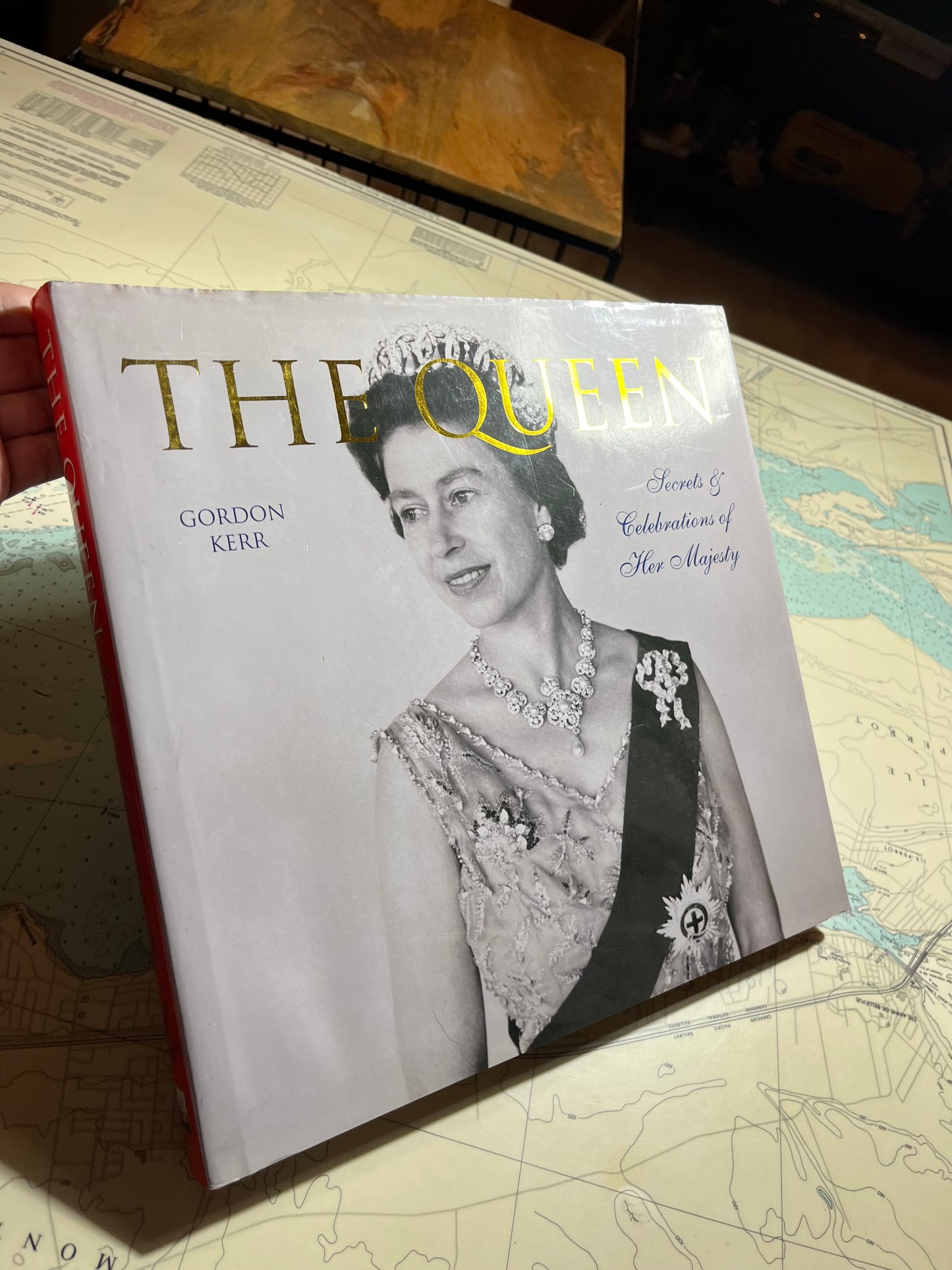 2012 The Queen Secrets & Celebrations of Her Majesty by Gordon Kerr