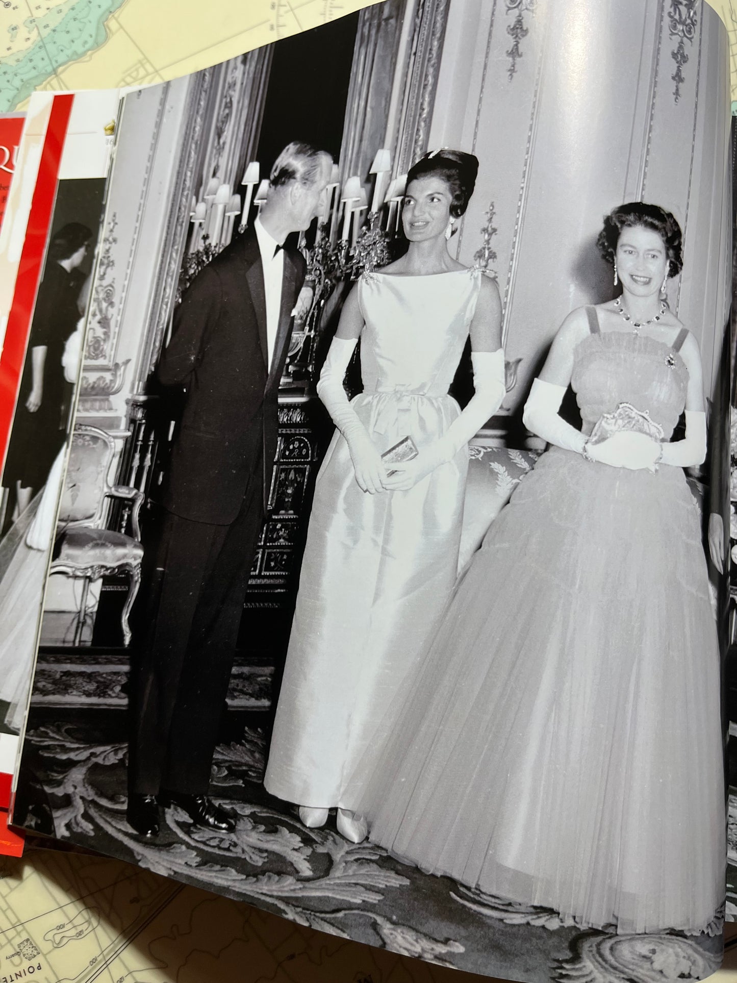 2012 The Queen Secrets & Celebrations of Her Majesty by Gordon Kerr