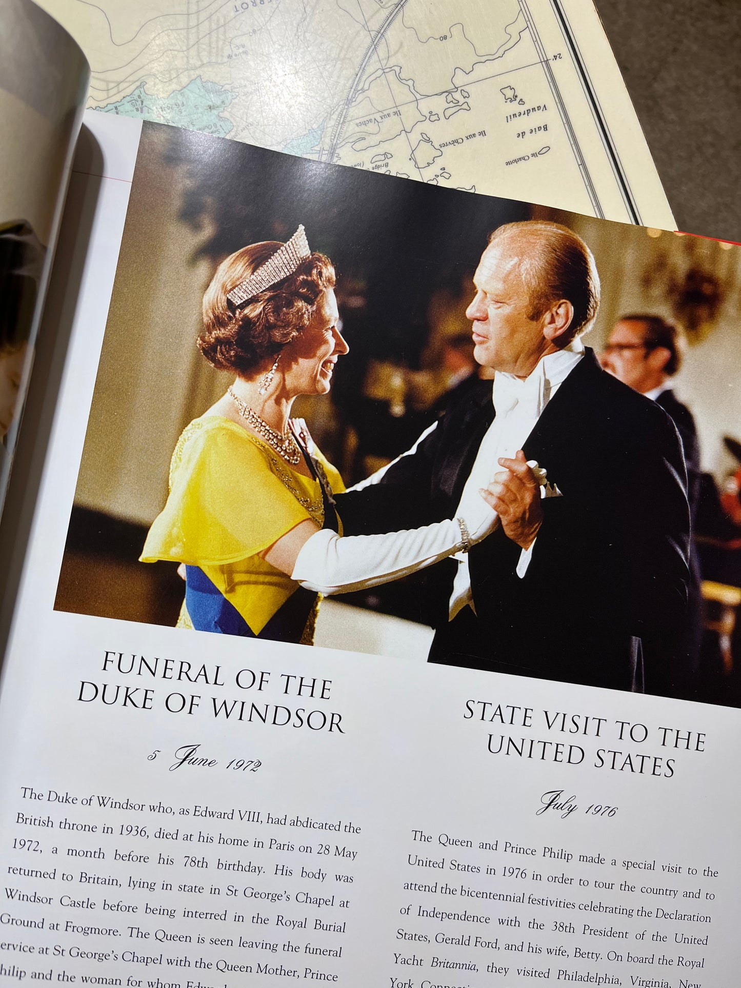 2012 The Queen Secrets & Celebrations of Her Majesty by Gordon Kerr
