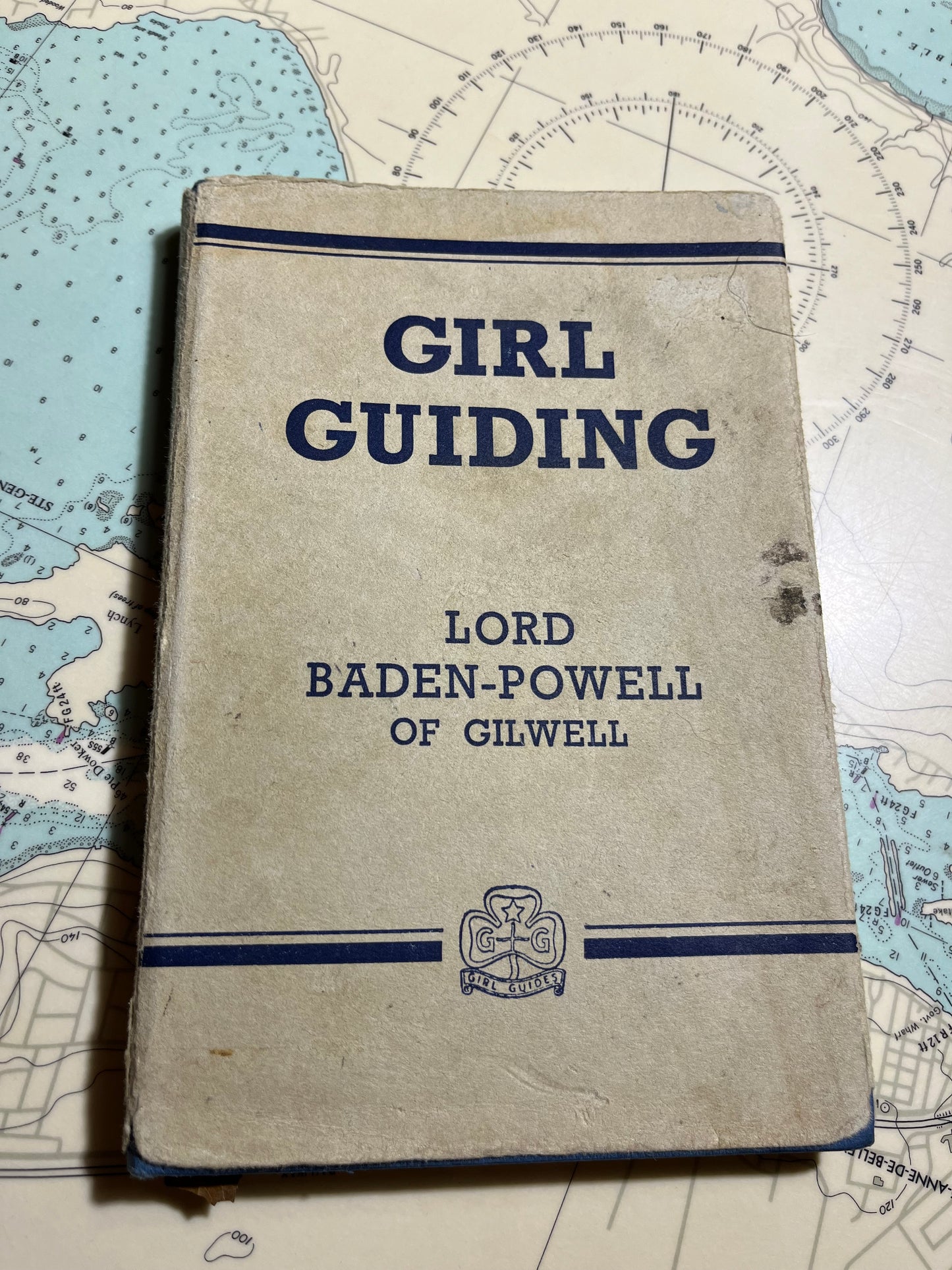 Vintage 1918 Girl Guiding Lord Baden Powell of Gilwell Book