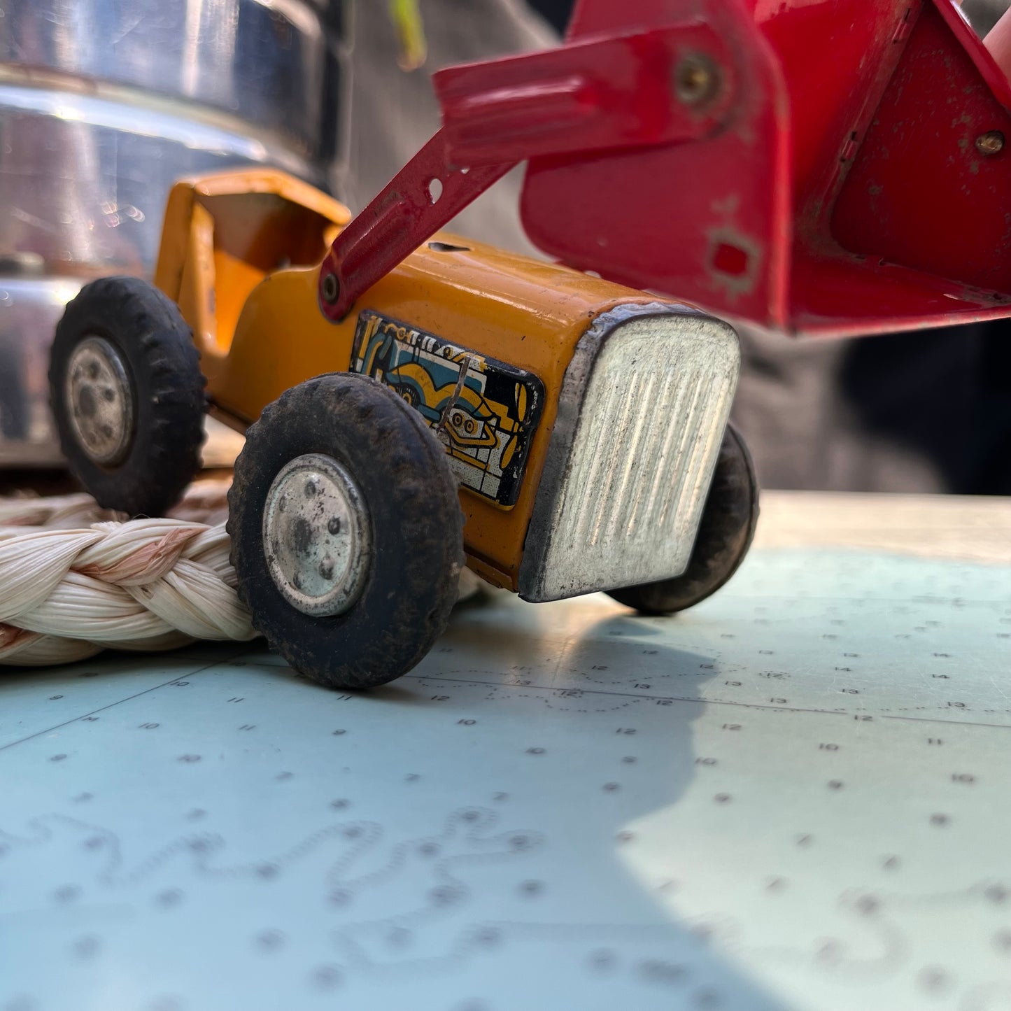 Vintage Linemar Hi-Lift Loader Tin Car / Vehicle Made in Japan