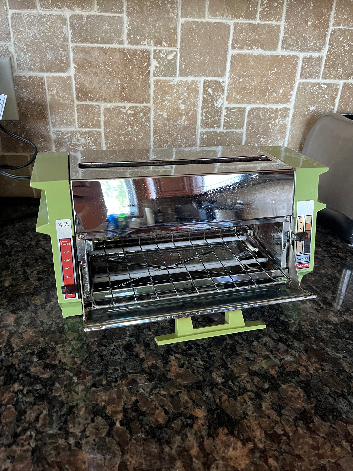 Vintage 70s Proctor Silex Avocado Toaster Oven