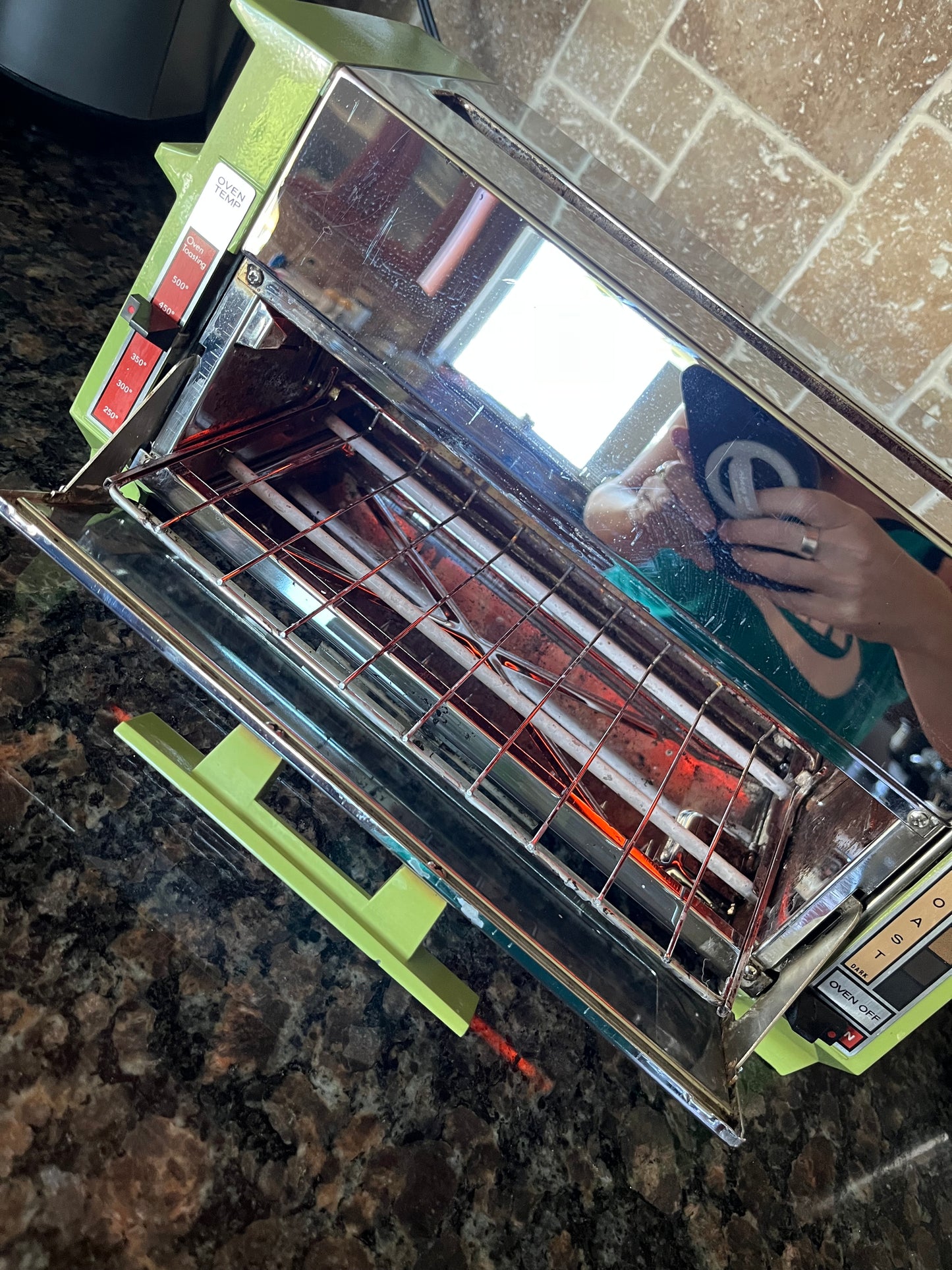 Vintage 70s Proctor Silex Avocado Toaster Oven