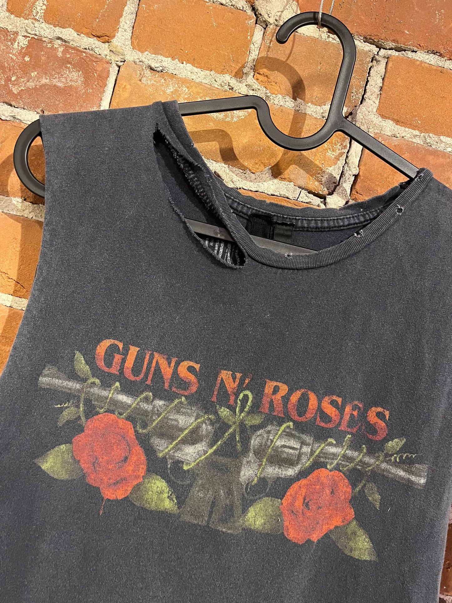 Vintage Distressed Guns N' Roses Sleeveless Graphic Tee Shirt