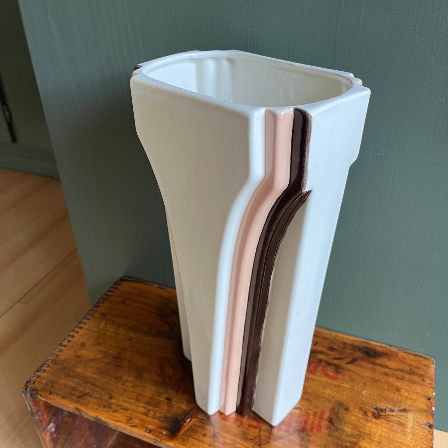 Vintage 80s Deco Oversized Neapolitan Vase