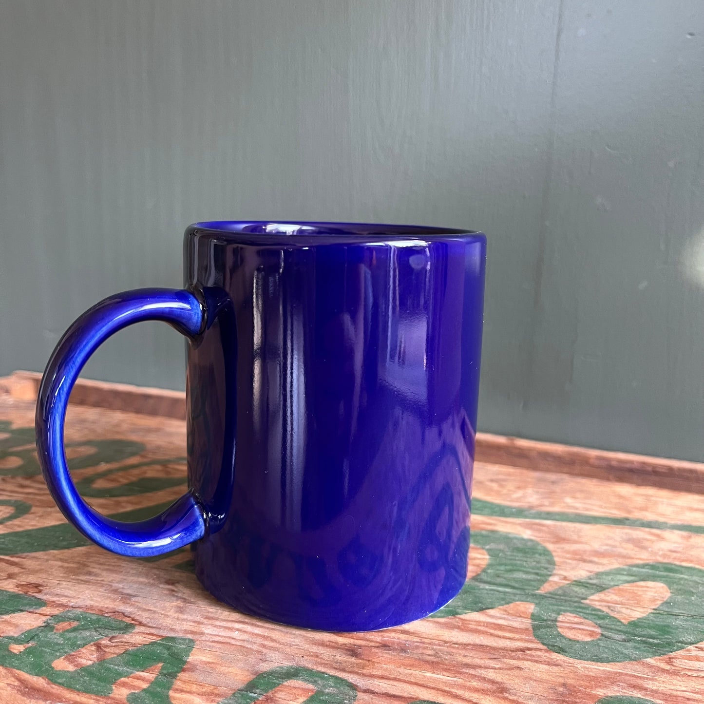 Vintage 90s Blue and Gold Aquarius Horoscope Mug