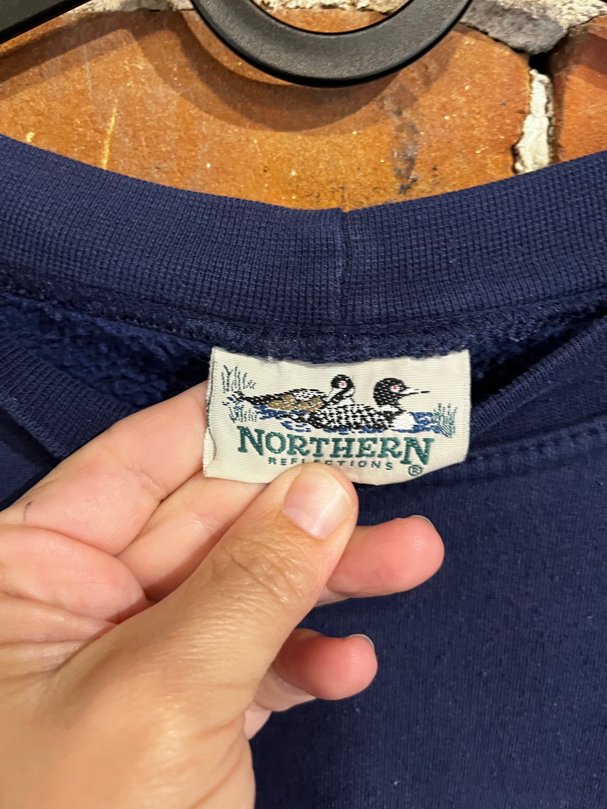 Vintage Northern Reflections Apple Orchard Graphic Crewneck Sweatshirt