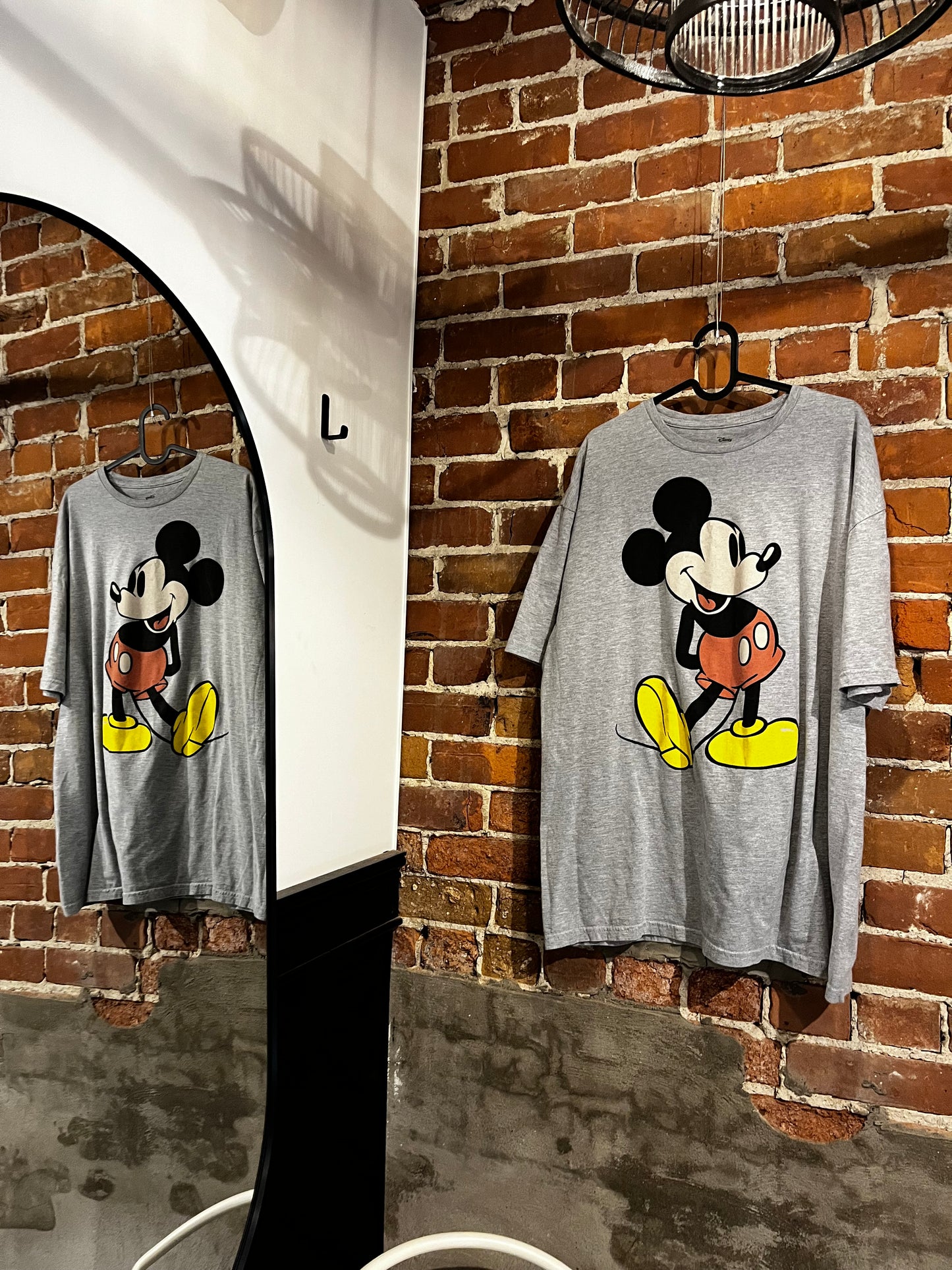 Oversized Mickey Mouse Disney Graphic Tee 2XL