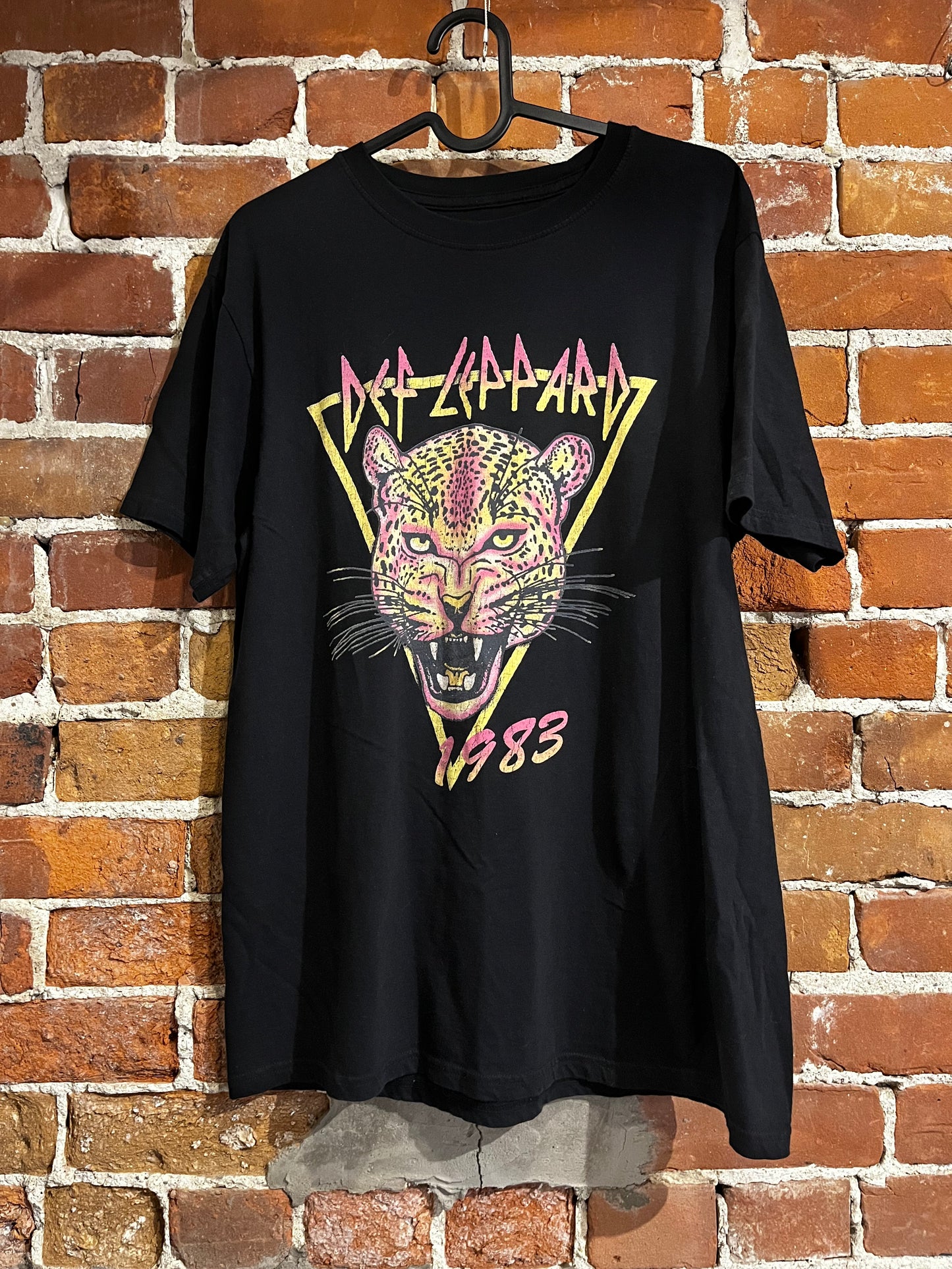 Def Leppard 1983 Graphic Tee Shirt