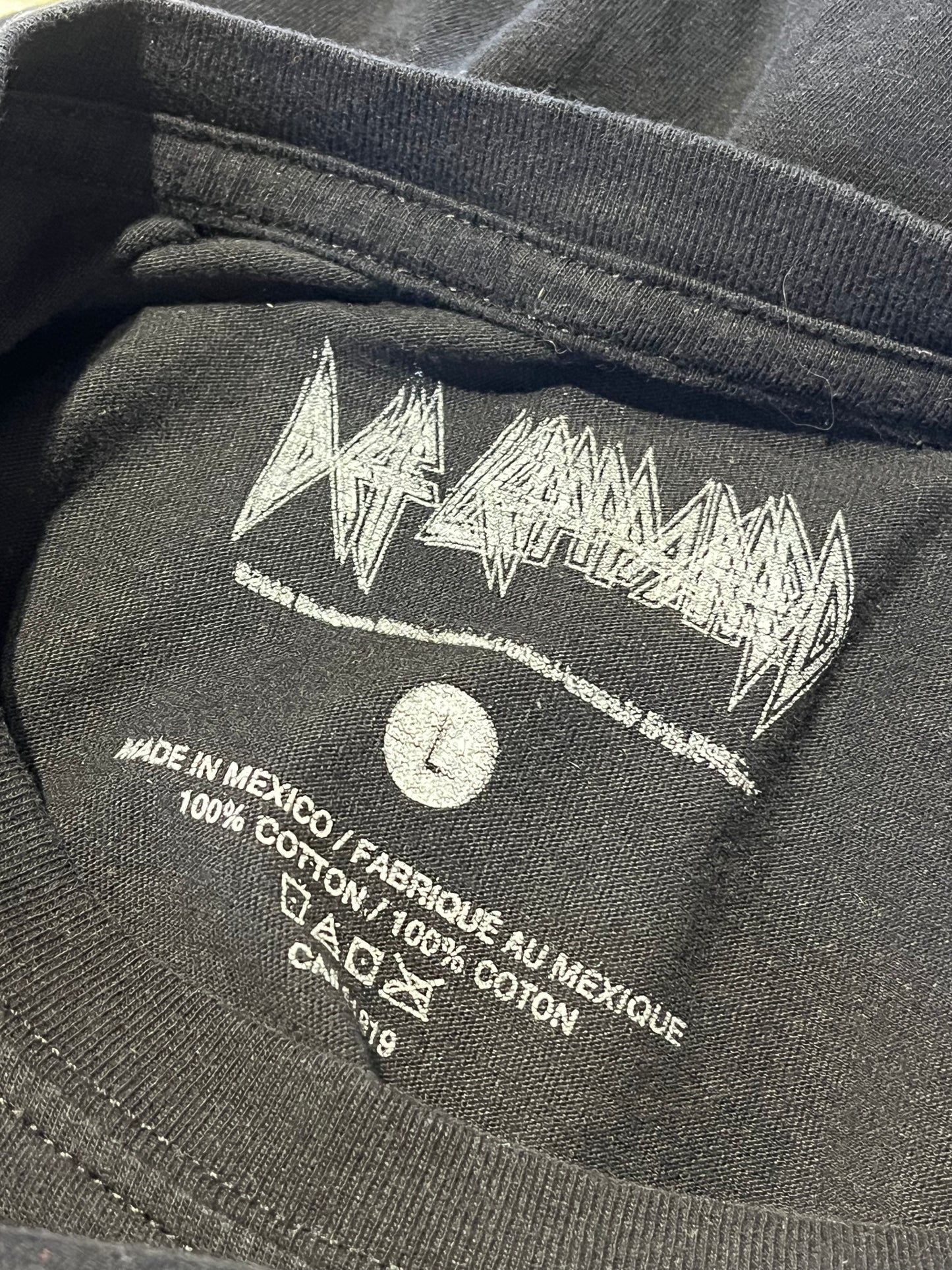 Def Leppard 1983 Graphic Tee Shirt
