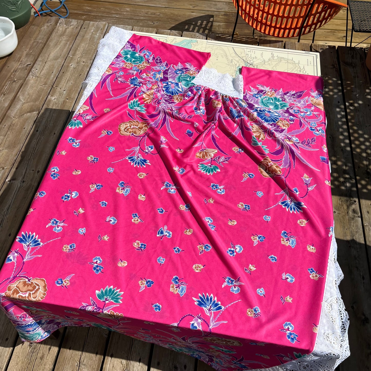 Vintage Pink Floral Lace Trimmed House Dress / Muumuu