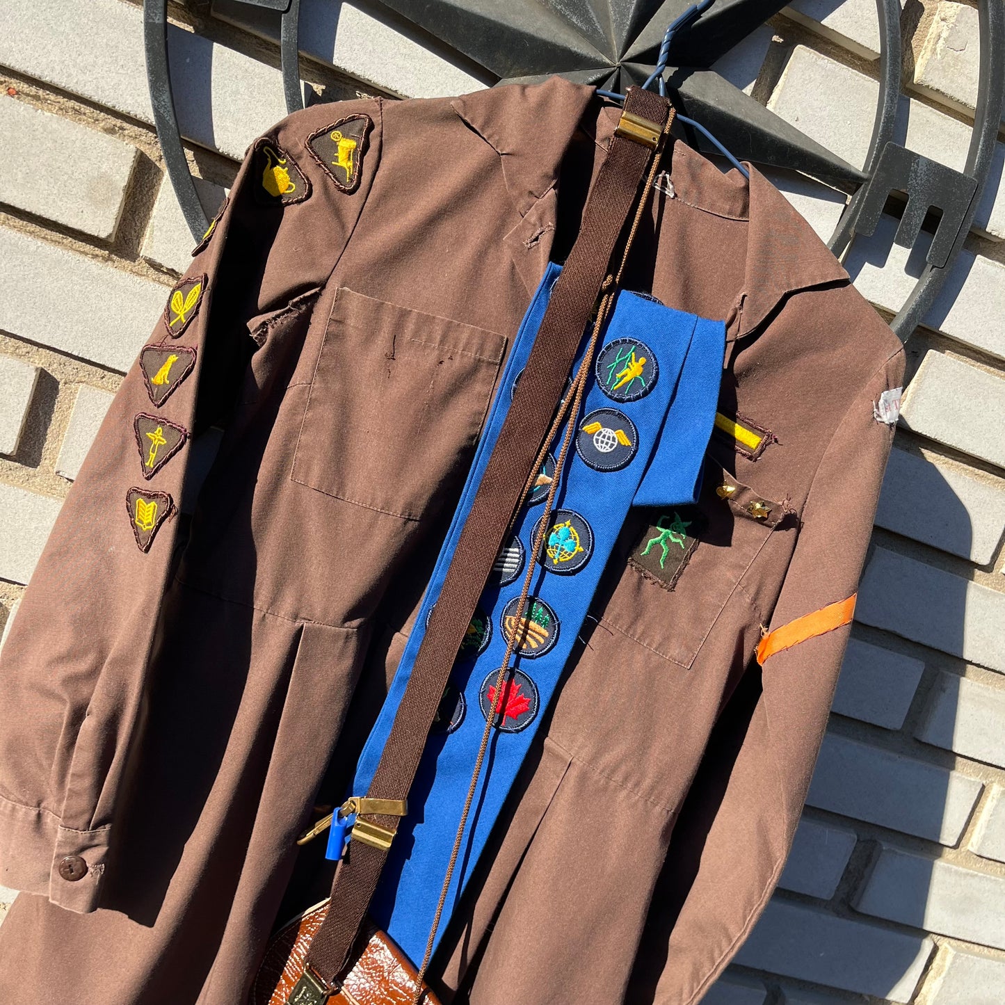 Vintage 80s Brownie / Girl Guides Uniform and Accessories