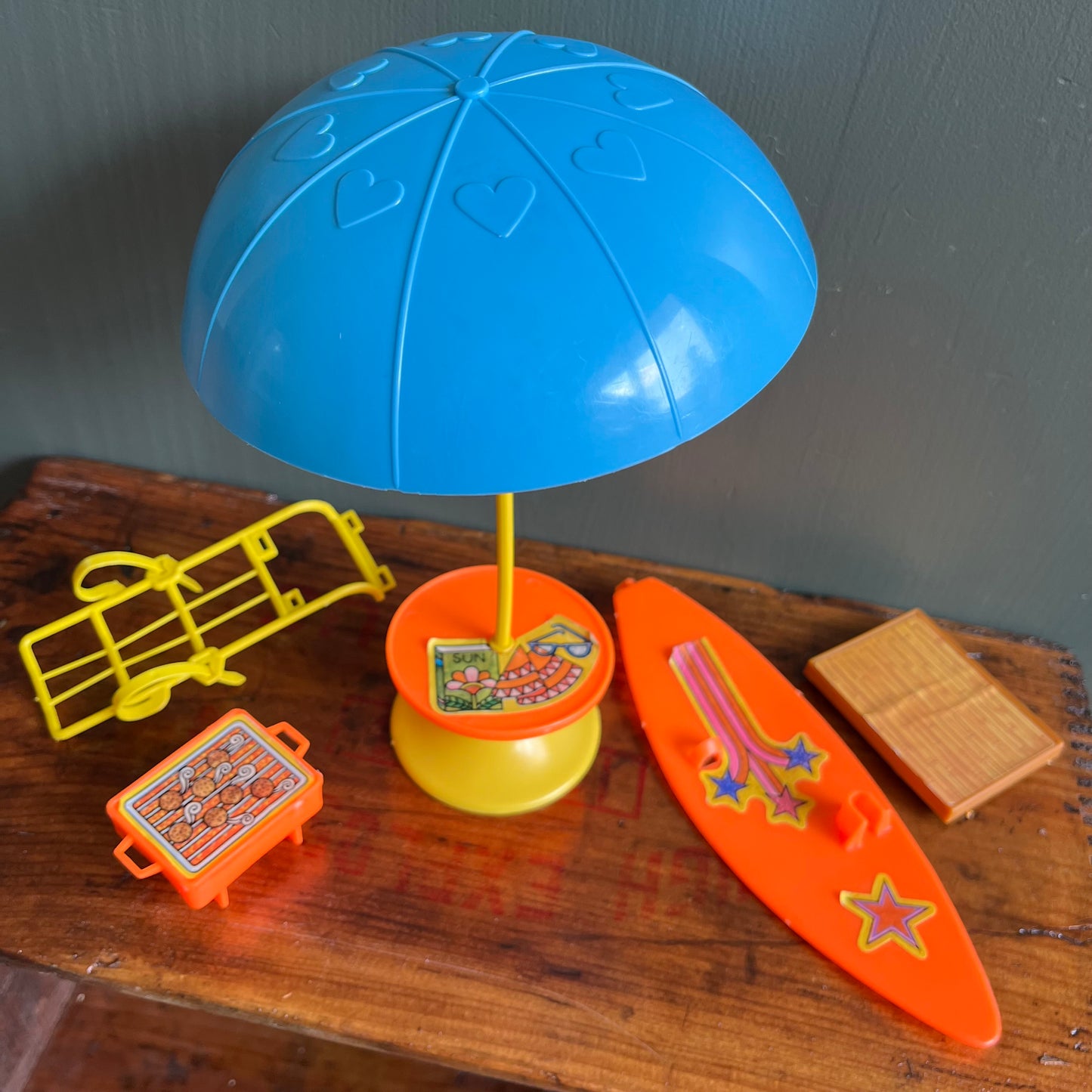 Vintage 70s Barbie Beach Accessories