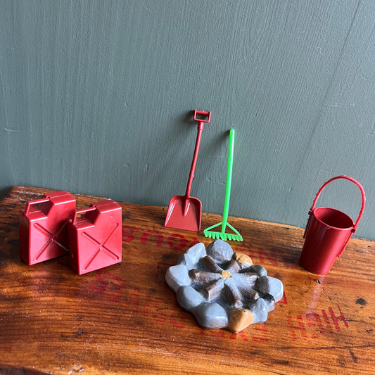 Vintage Tonka Campfire, Gas Cans and Accessories