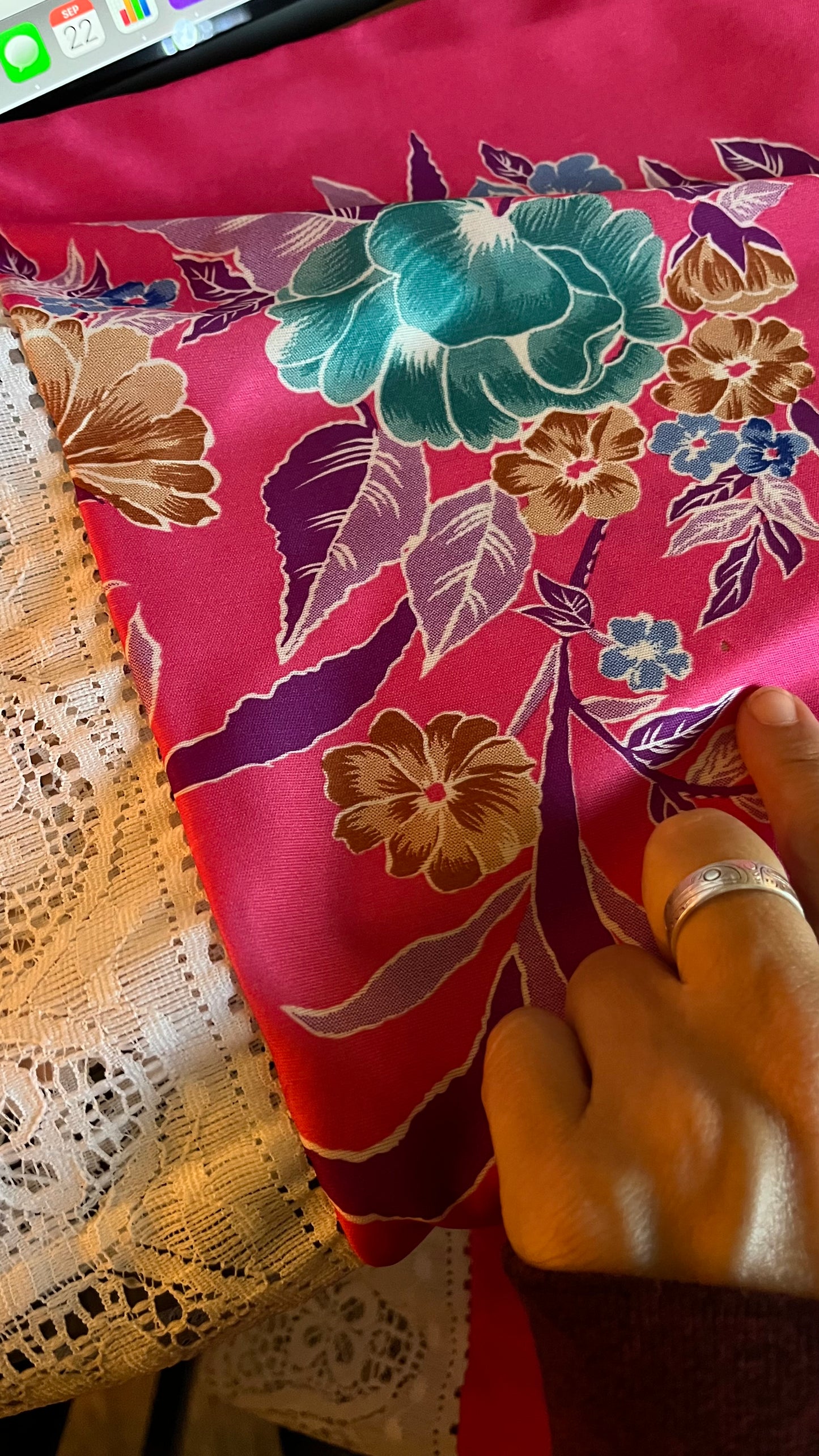 Vintage Pink Floral Lace Trimmed House Dress / Muumuu