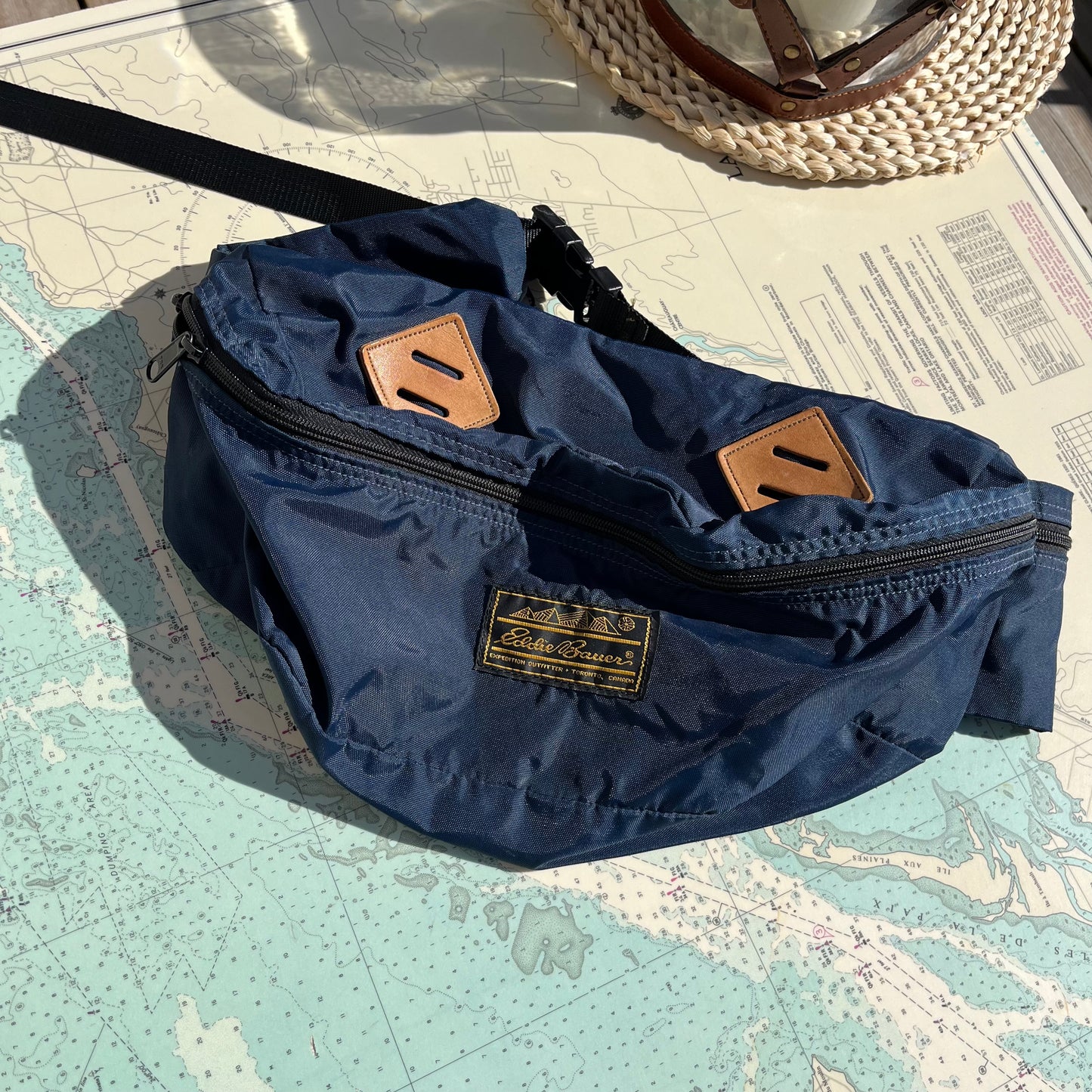 Vintage Eddie Bauer Expedition Belt Bag / Fanny Pack / Bum Bag