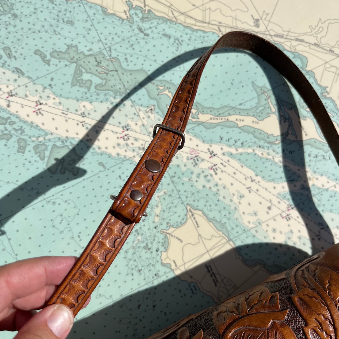 Vintage Floral Tooled Leather Structured Purse