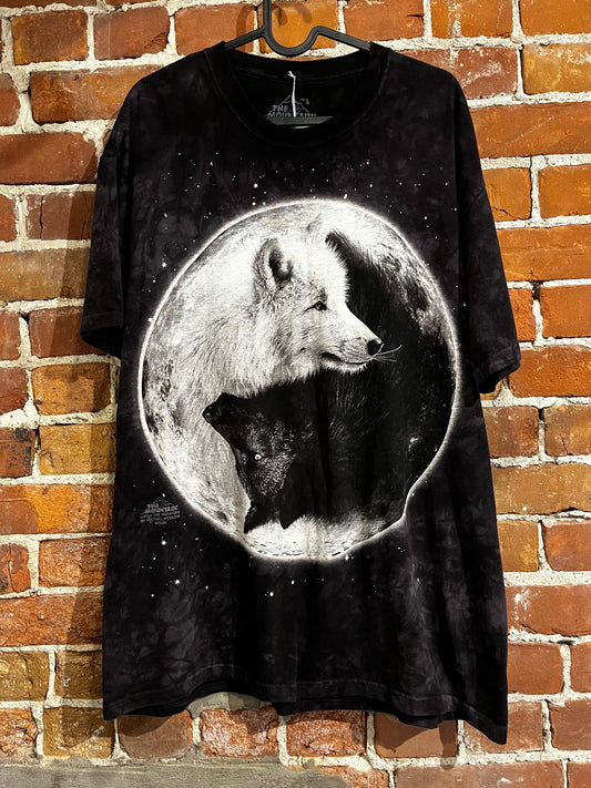 The Mountain Yin Yang Wolf Tee Shirt Large