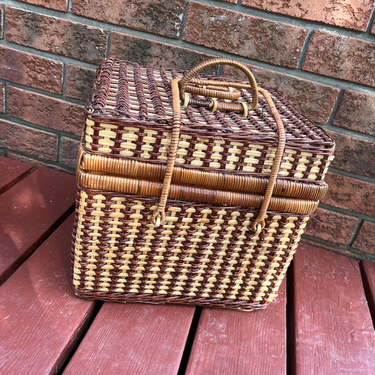 Vintage Large Square Wicker Picnic Basket with Gingham Fabric Lining
