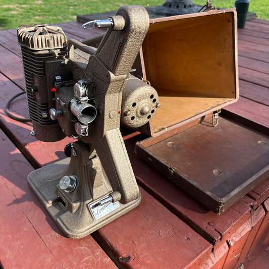Vintage Keystone No 935 Model K-68 8mm Film Projector