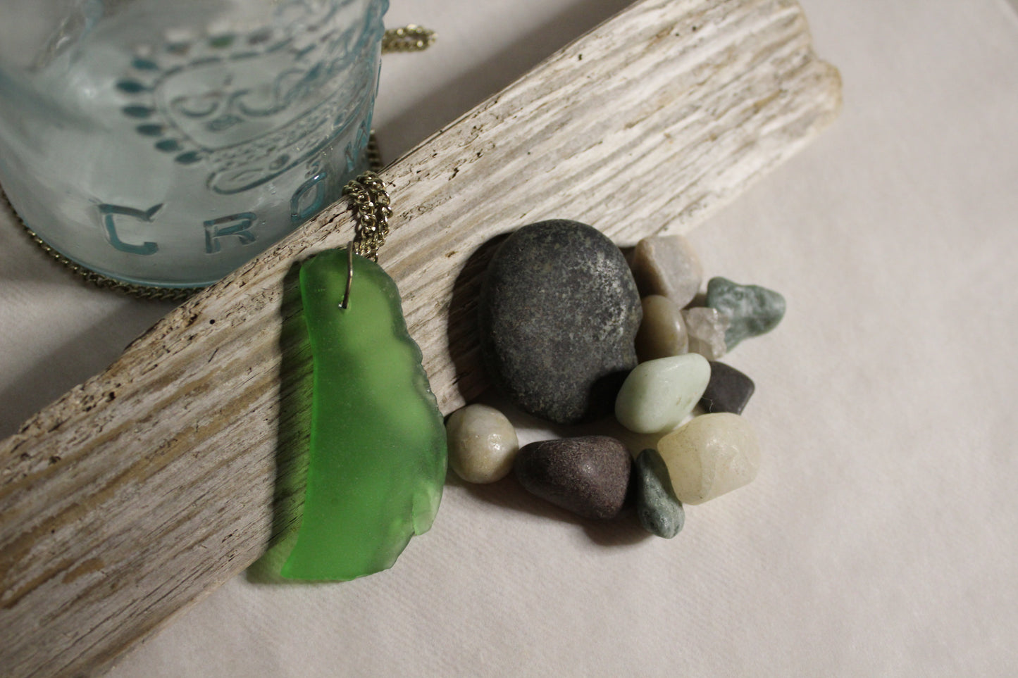 Beach Glass Necklace - Large Green Leaf