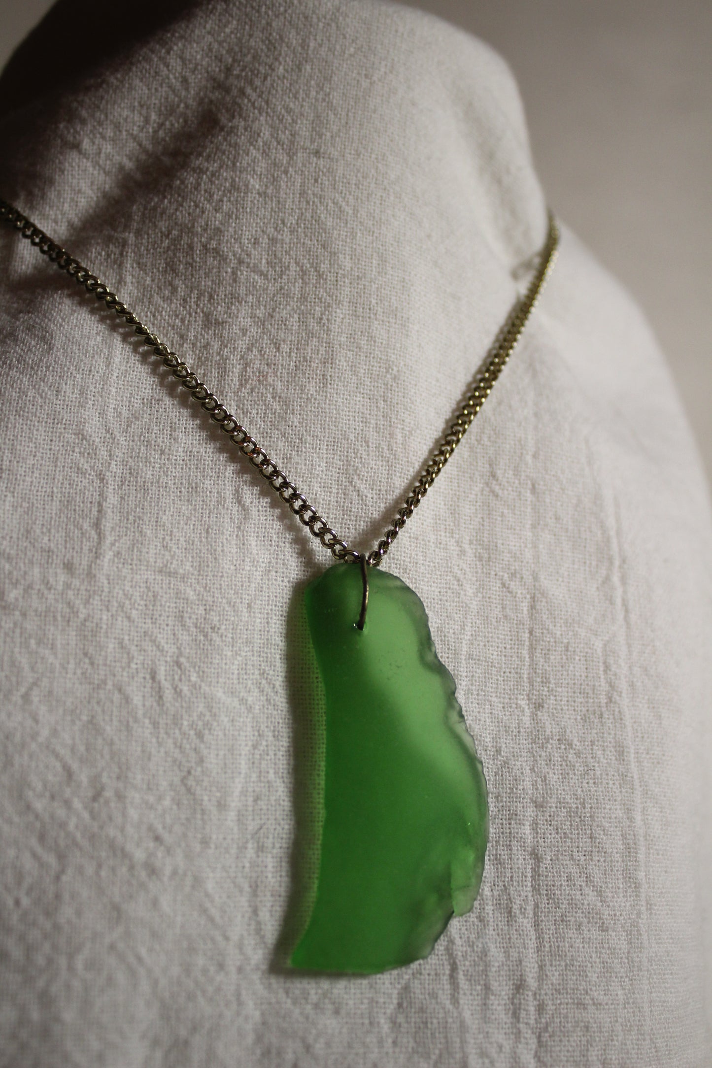 Beach Glass Necklace - Large Green Leaf