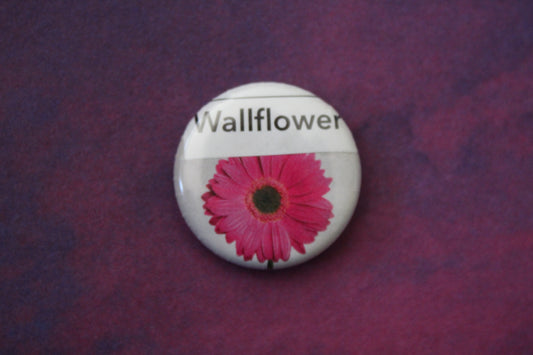 Button - Wallflower